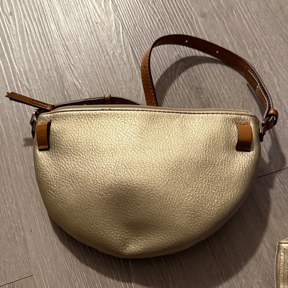 Stella & Dot Sidekick Faux Leather Convertible Crossbody Bag - Picture 4 of 16